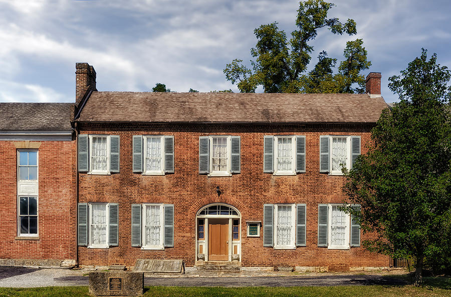 1850 Bardstown Kentucky Home - 1 Photograph by Frank J Benz