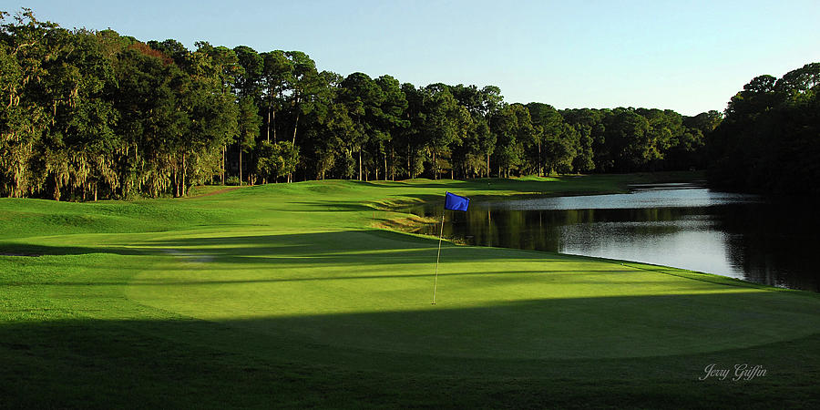 18th Hole, Hills Course, Palmetto Hall Photograph by Jerry Griffin
