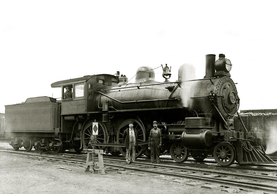 1905 Rail Engineers and Engine 1134 Photograph by Historic Image