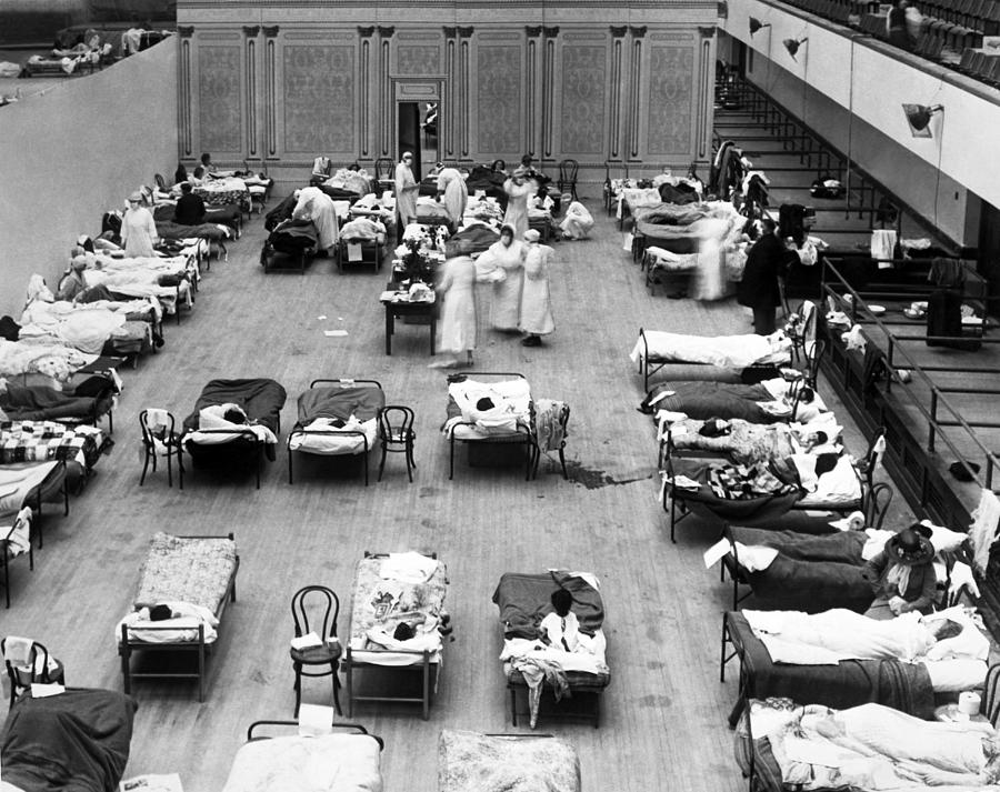 1918 Oakland Flu Hospital Photograph by Underwood Archives