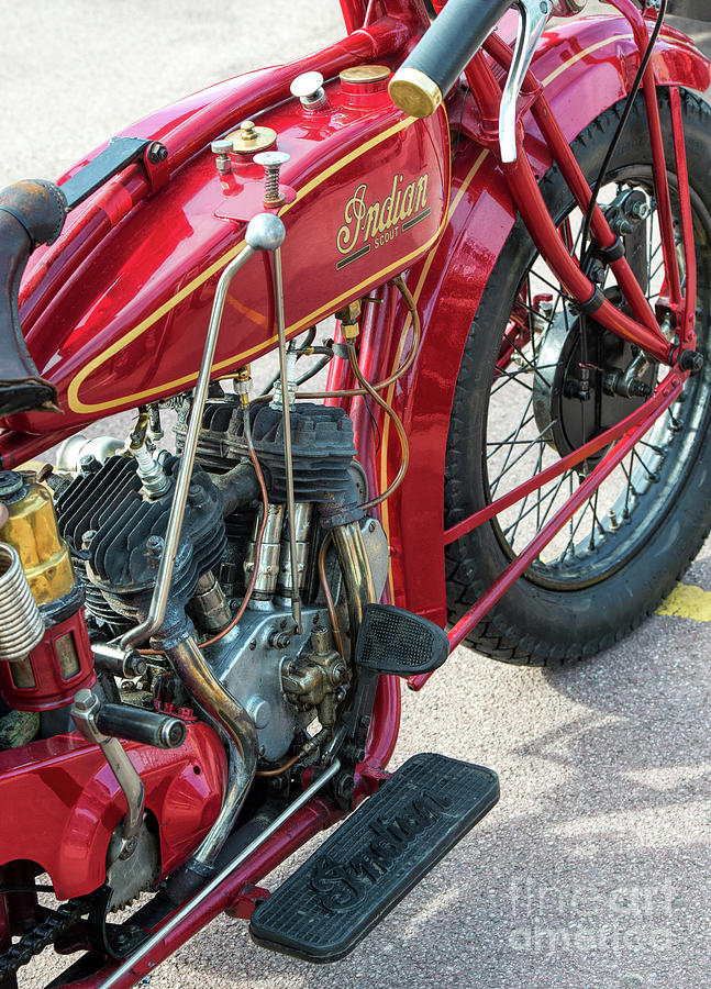 1924 500cc Indian Scout Photograph by Tim Gainey