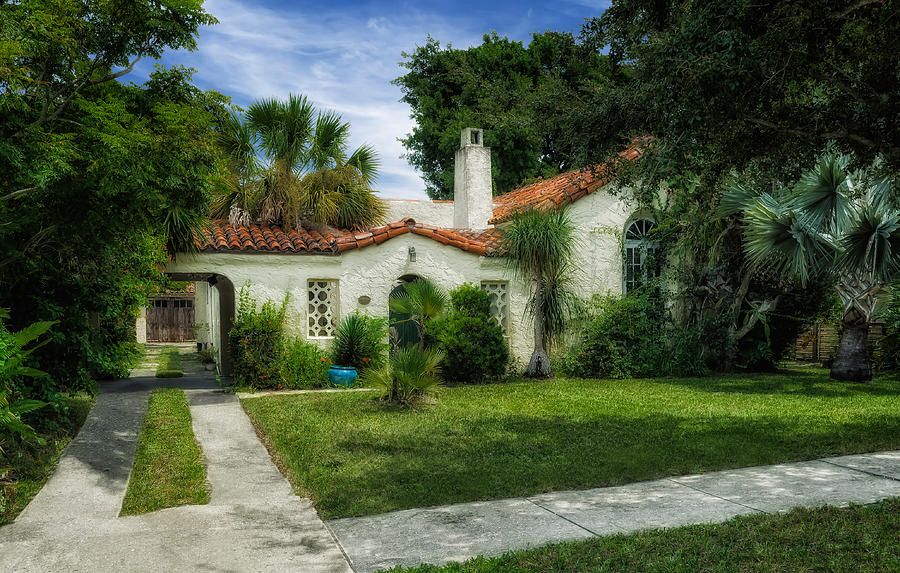 1926 Venetian Style Florida Home - 31 Photograph by Frank J Benz