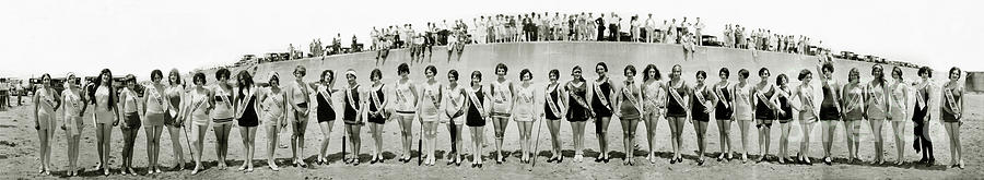 1927 California Swimsuit Contest  Photograph by Jon Neidert