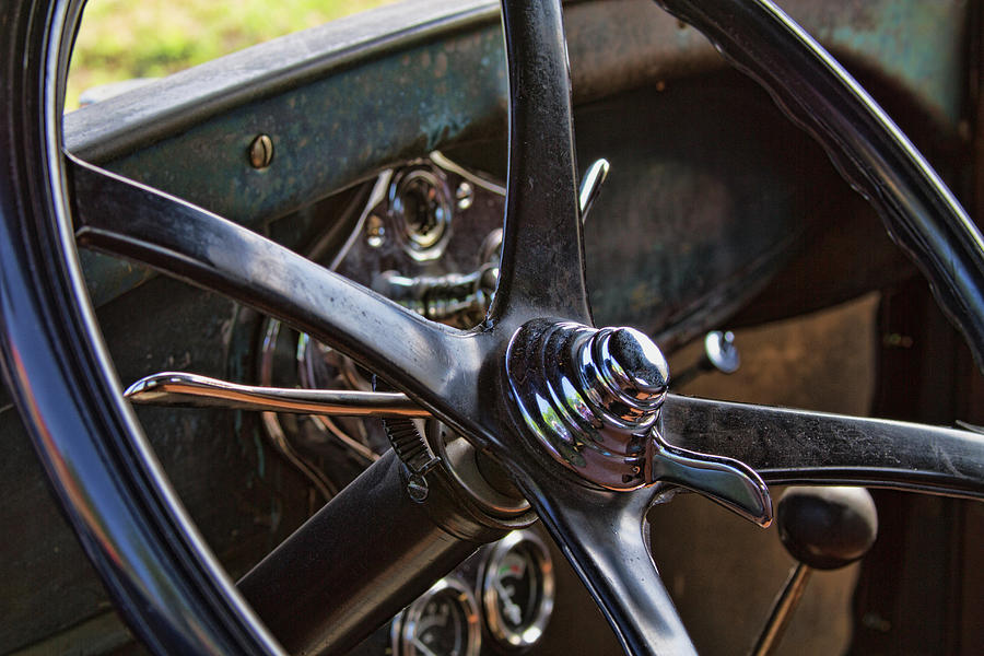 1929 Ford Steering Wheel Photograph by Alana Thrower