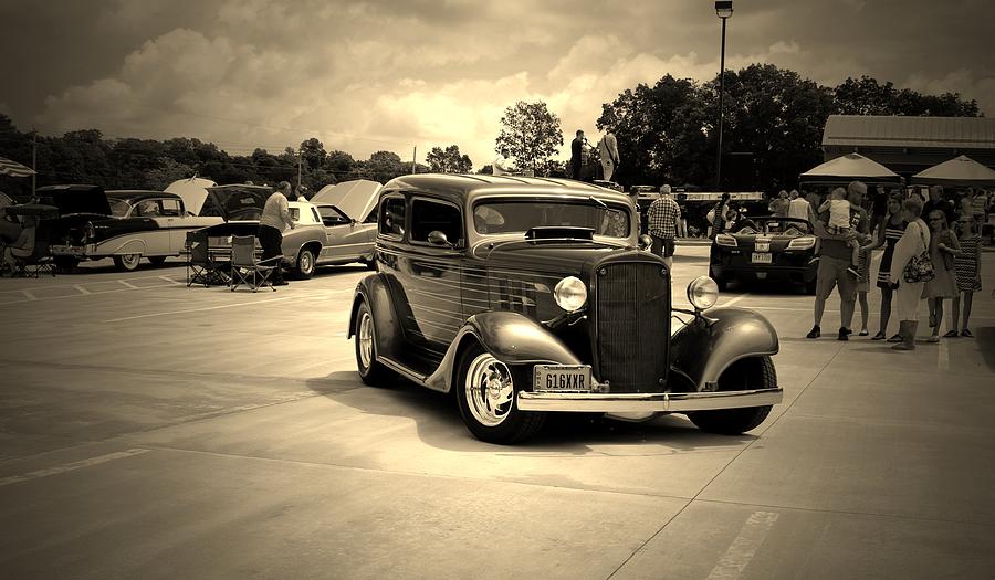 1933 Chevy-2 Photograph