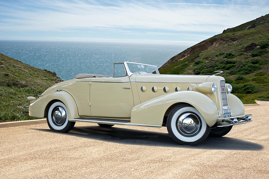 1936 Packard super eight Coupe