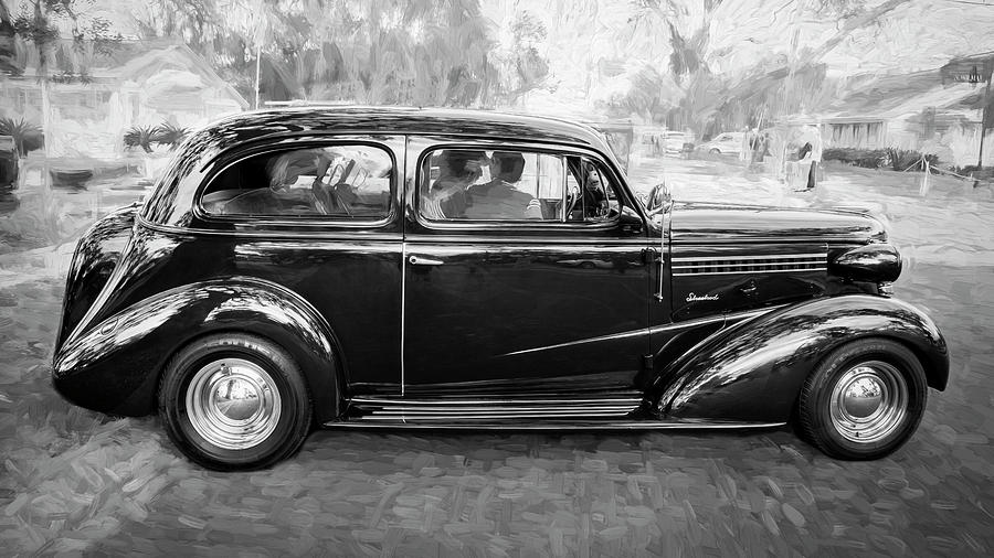 1938 Chevrolet 2 Door Sedan Deluxe C121 Bw