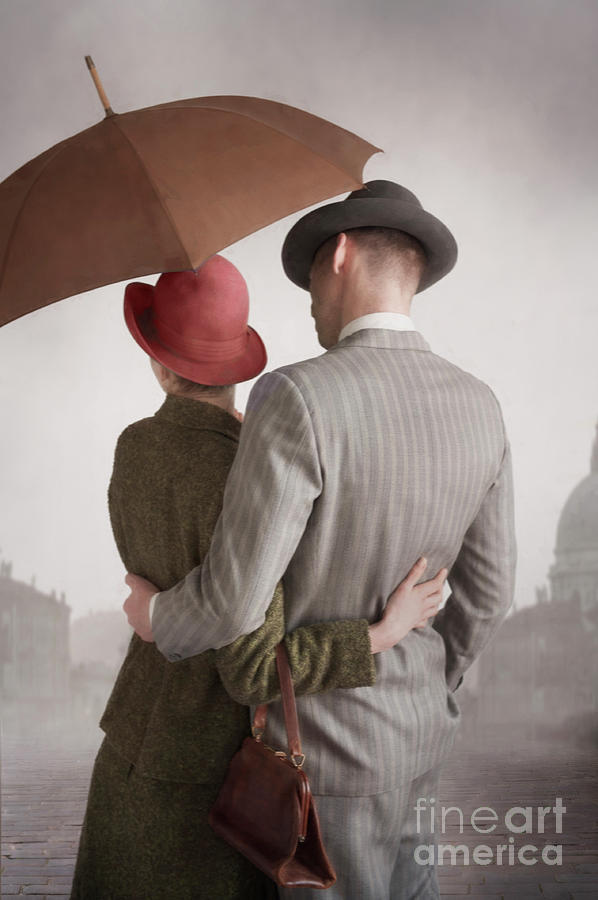 1940s Couple With Umbrella In Rain Photograph by Lee Avison