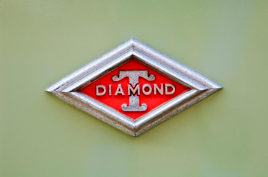 1948 Diamond T Emblem -ck0879c Photograph by Jill Reger