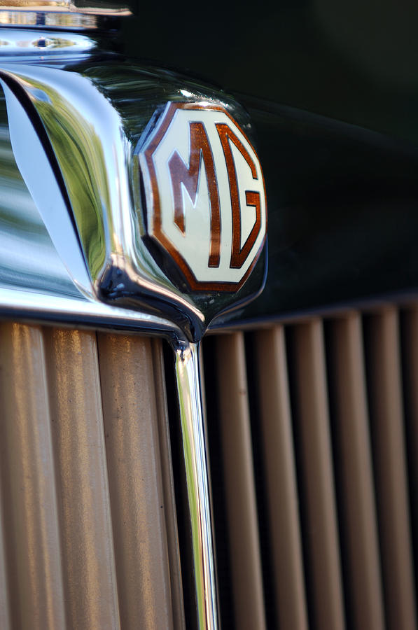 1948 MG TC Grille Photograph by Jill Reger