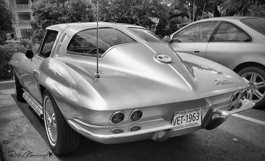 1963 Split Rear Window Coupe Photograph by Phil Mancuso