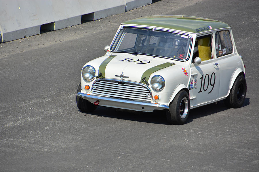 1966 Morris Mini Cooper S Photograph by Mike Martin