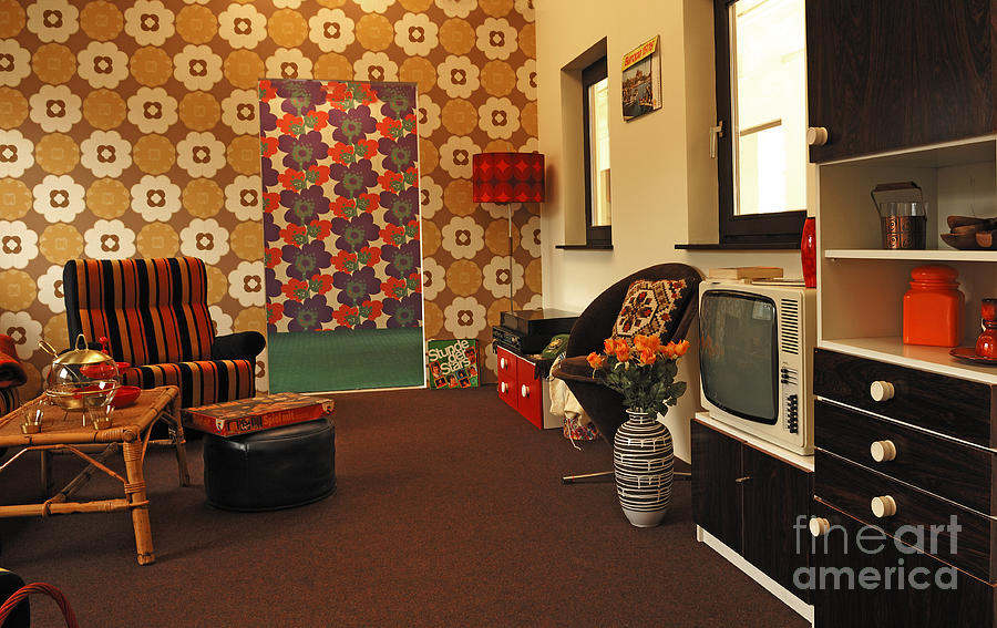 1970s Small Apartment: A Nostalgic Journey