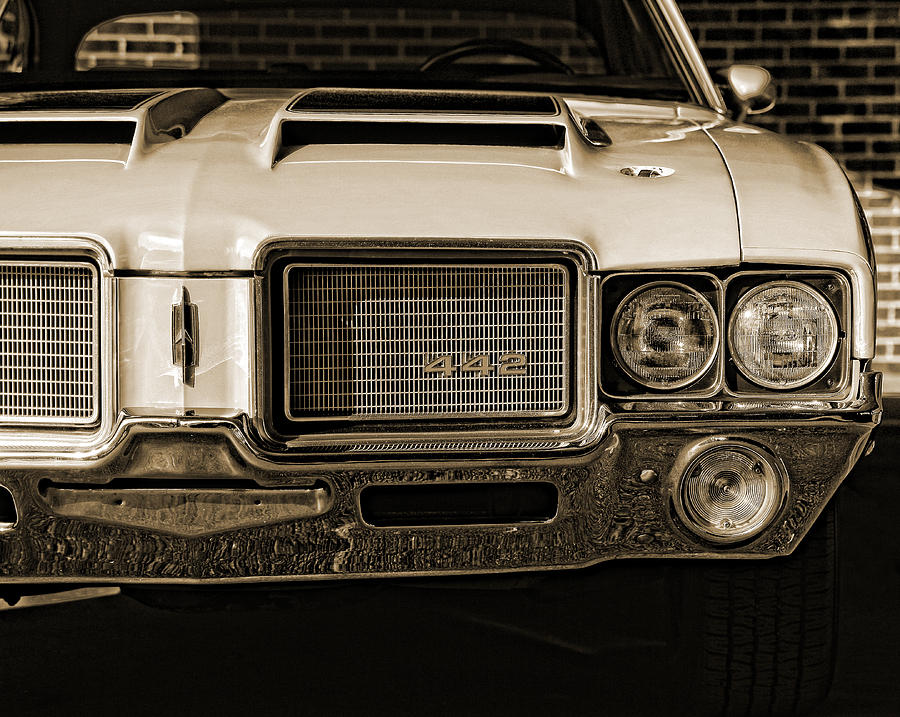 1972 Olds 442 - Sepia Photograph by Gordon Dean II