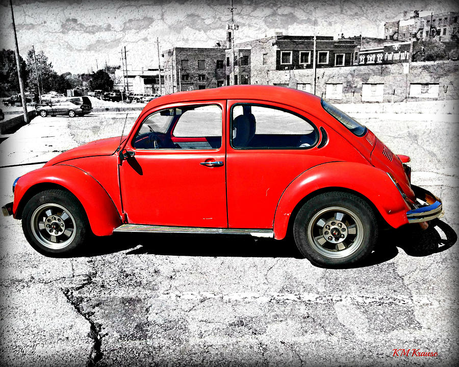 1975 Volkswagen Beetle Photograph by Kathy M Krause