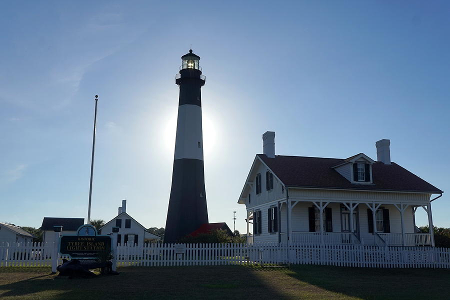 Tybee Lighthouse Photograph by Laurie Perry