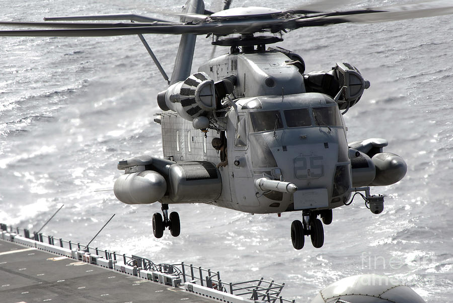 Helicopter Photograph - A Ch-53e Super Stallion Helicopter #2 by Stocktrek Images