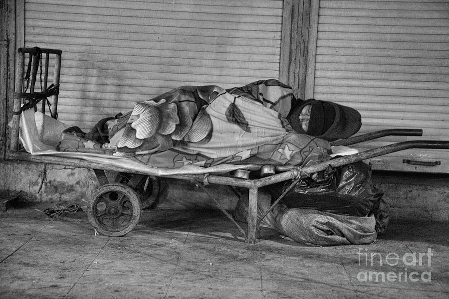 2 am Homeless Sleep  Photograph by Chuck Kuhn