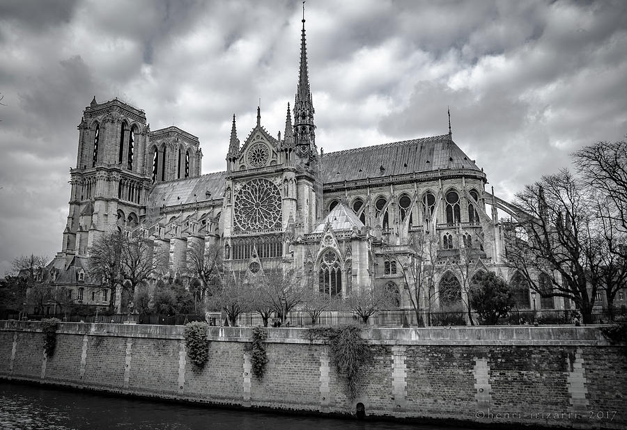 Cathedrale Notre Dame de Paris #2 Photograph by Henri Irizarri
