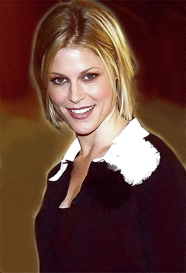 Celebrity Julie Bowen Digital Art By Lilia Kosvintseva