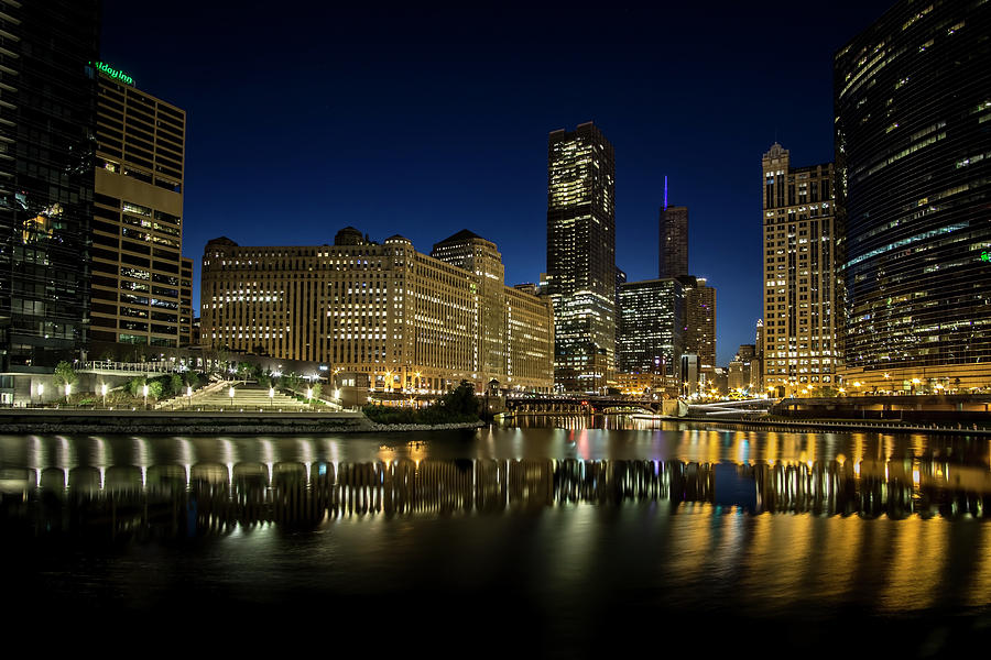 Chicago river and skyline at dawn #2 Photograph by Sven Brogren
