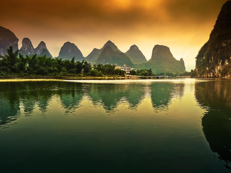 Tranquil Evening Reflection China Guilin Scenery Lijiang River In