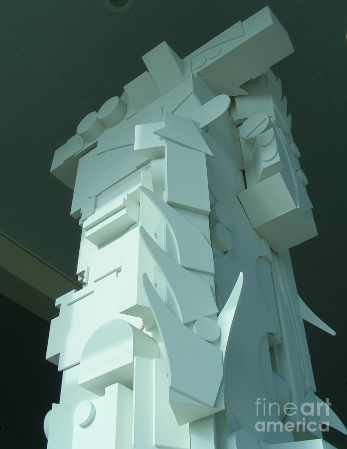 The Art of Nevelson Sculpture by Nancy Kane Chapman