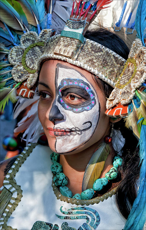 Dia de los Muertos - Day of the Dead 10 15 11 Procession #2 Photograph by Robert Ullmann