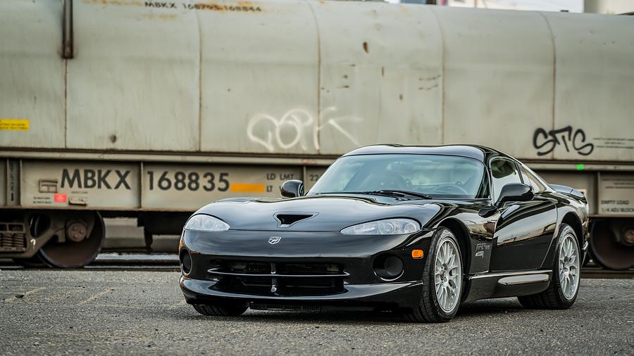 Transportation Photograph - Dodge Viper GTS #2 by Jackie Russo
