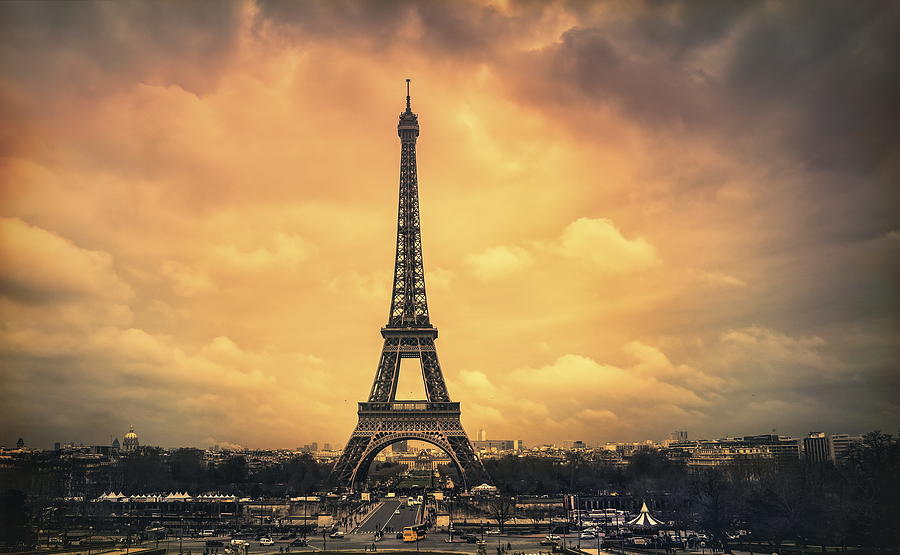 Eiffel Tower Digital Art - Eiffel Tower #2 by Maye Loeser