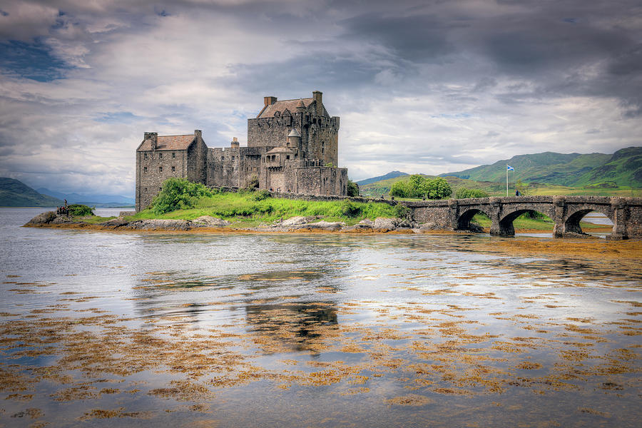 Castle Photograph - Eilean Donan Castle by Ray Devlin