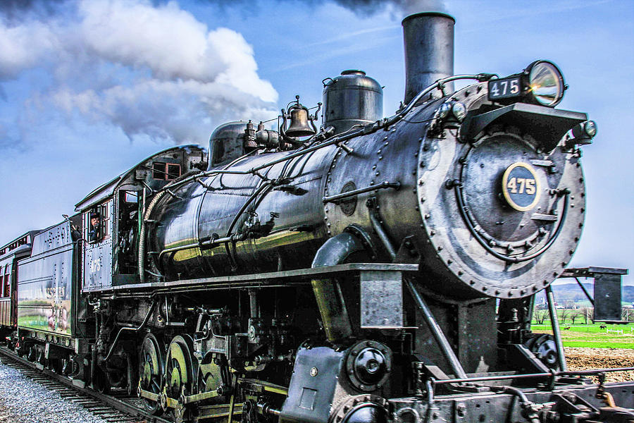 Strasburg Rail Road Engine 475 by William E Rogers