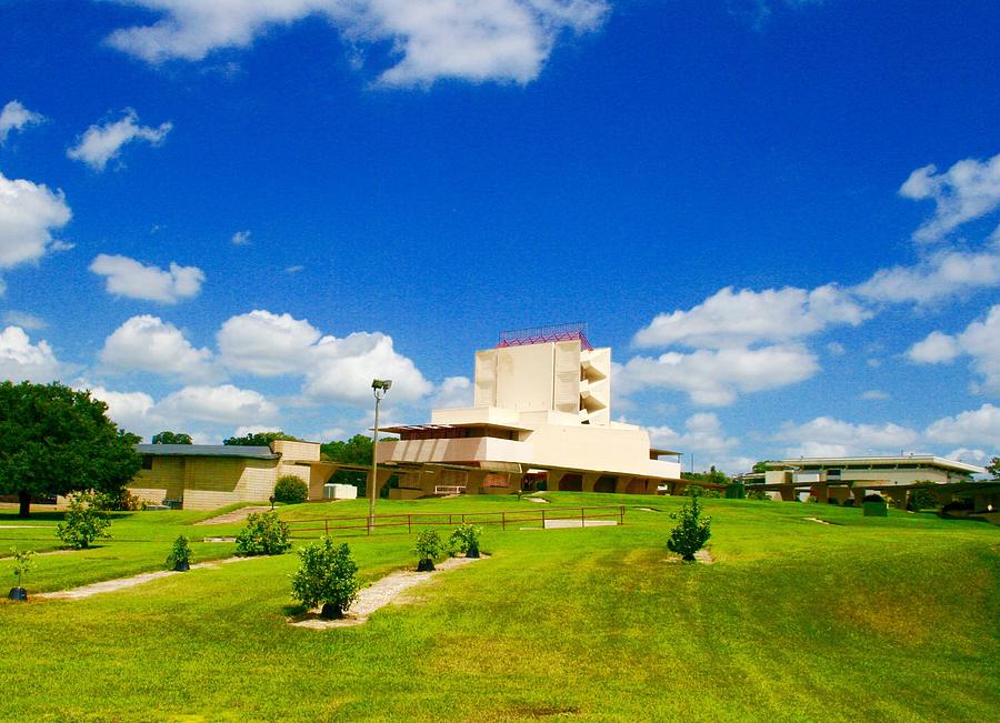 Frank Lloyd Wright Photograph by Bennett Thompson - Fine Art America