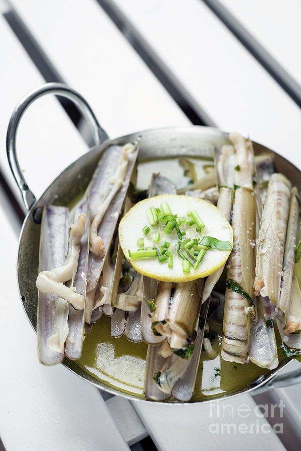 Fresh Razor Shell Seafood Steamed In Garlic Herb Wine Sauce Photograph ...