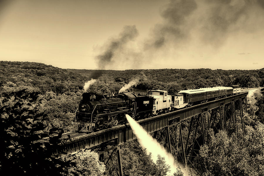 Iowas Boone And Scenic Valley Railroad #2 Photograph by Mountain Dreams