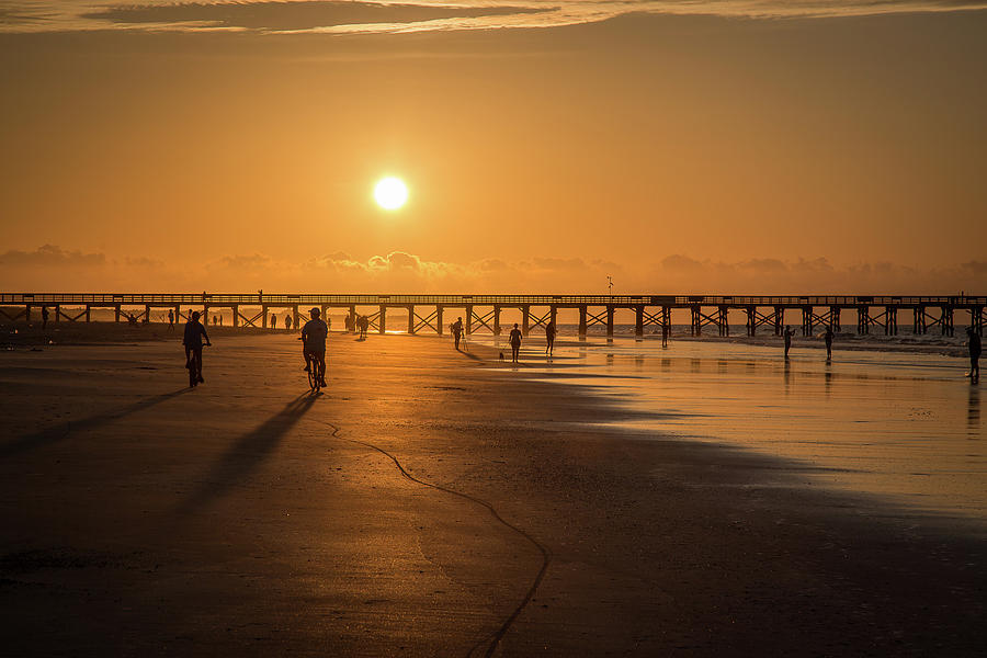 Isle of Palms Morning #2 Photograph by Donnie Whitaker