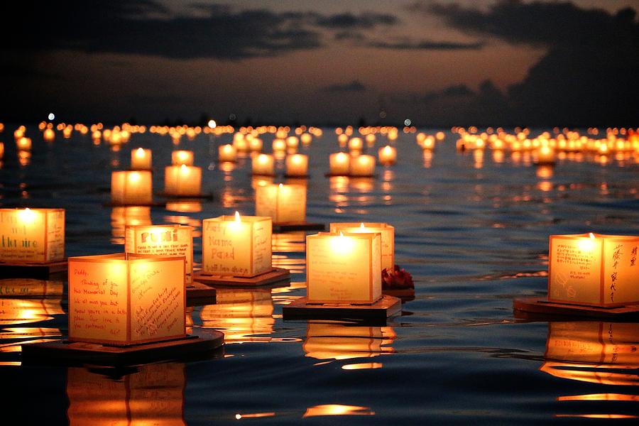 Lantern Festival Waikiki Memorial Day 2014 Photograph by Jackie Dorr ...