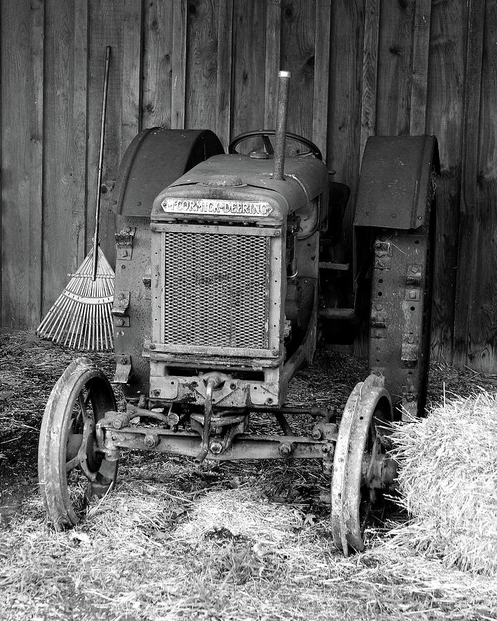 Tractors Photograph - McCormick-Deering Tractor #2 by John Freidenberg