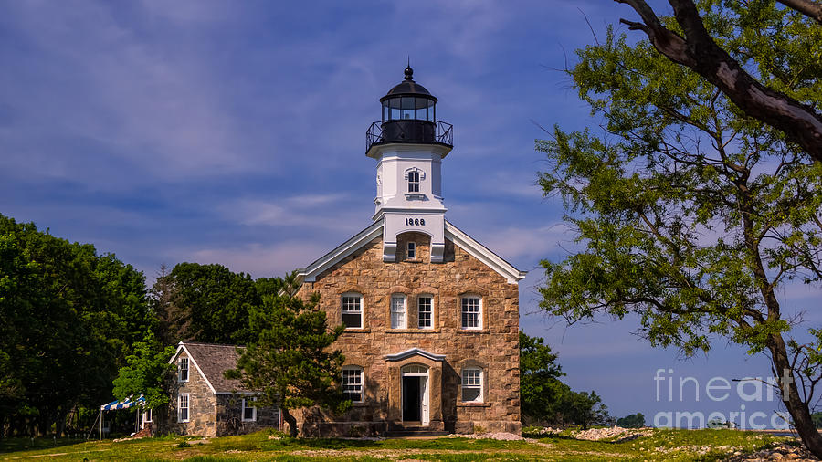 Sheffield Island Light in Norwalk, Connecticut Photograph by New England Photography
