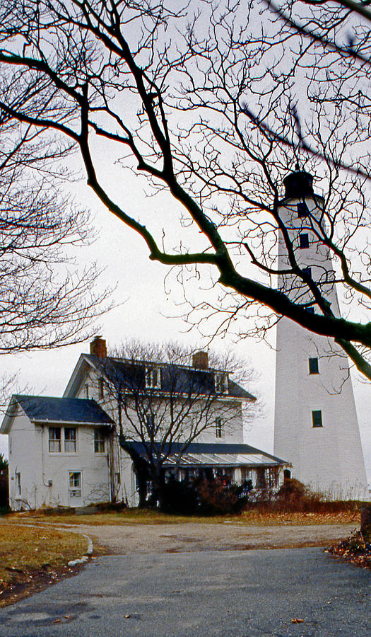 New London Lighthouse Ct #2 Photograph by Skip Willits