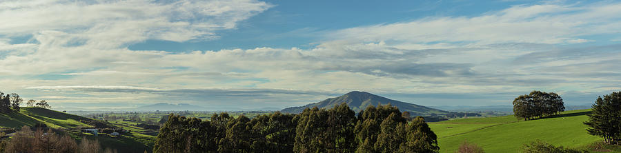 New Zealand scene 1 Photograph by Les Cunliffe