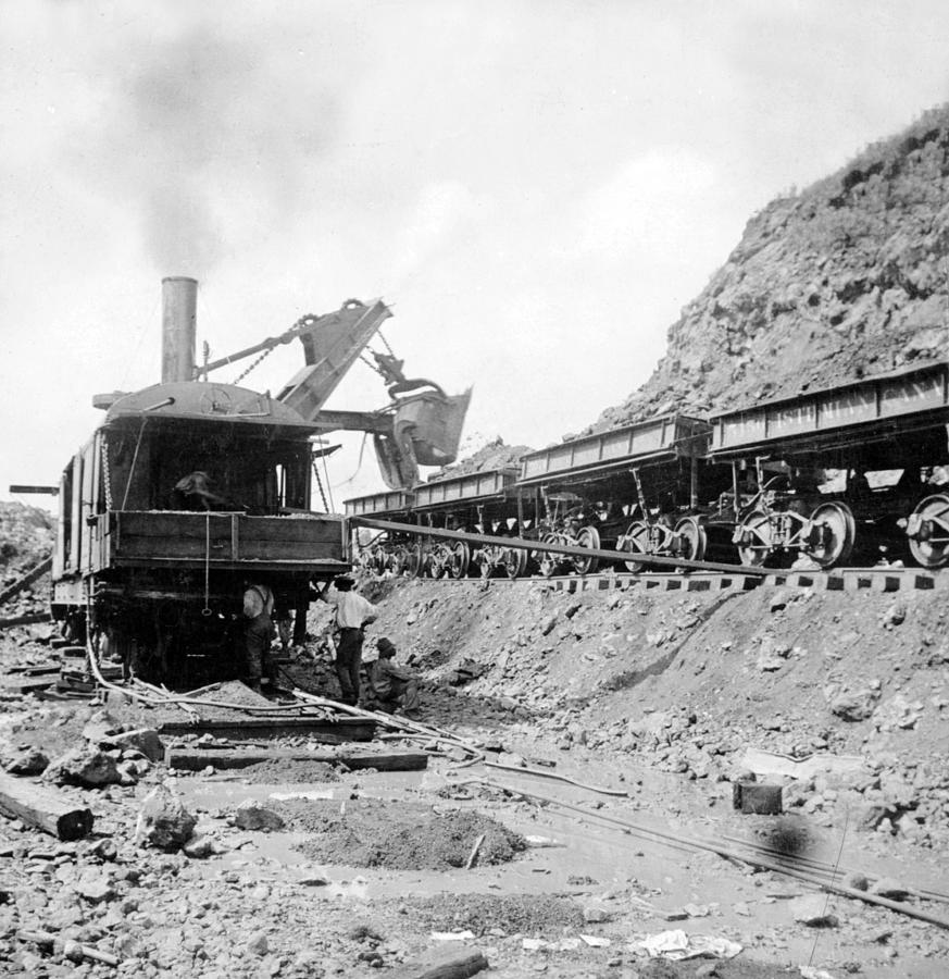 Panama Canal - Construction - c 1910 #2 Photograph by International  Images