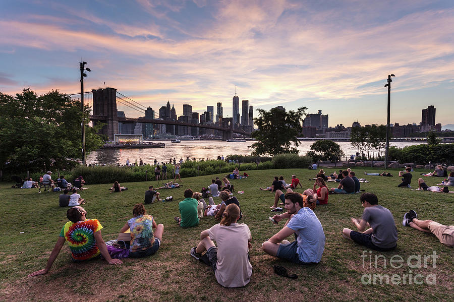 People enjoying sunset in New York #2 Photograph by Didier Marti