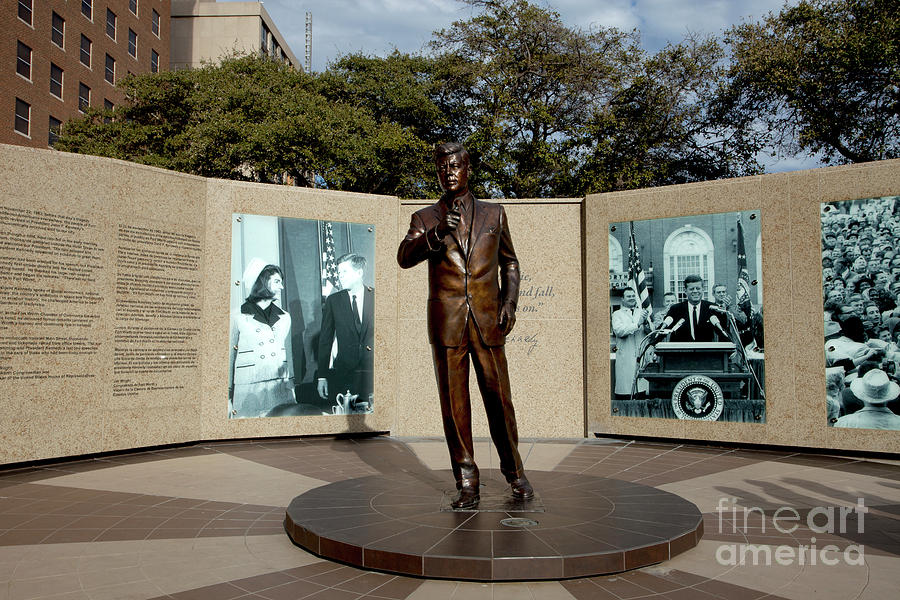 President John F. Kennedy Tribute - Ft Worth TX #2 Photograph by Anthony Totah