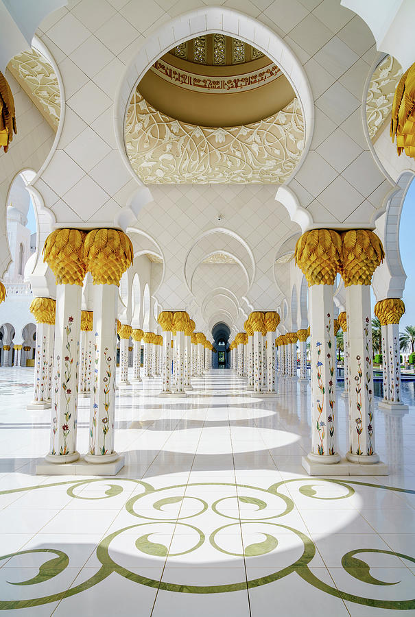 Sheikh Zayed Grand Mosque Photograph