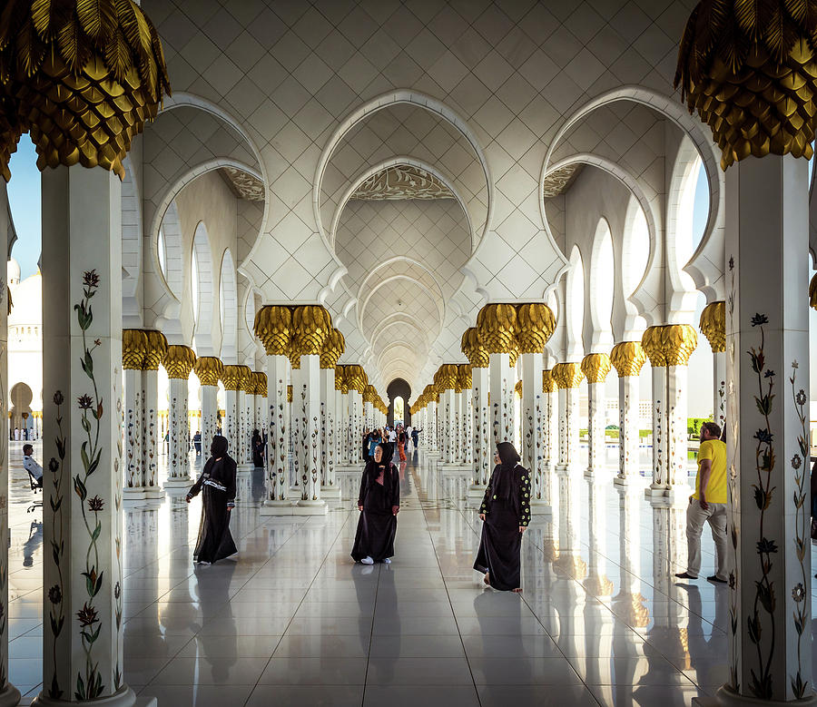 Sheikh Zayed Mosque #2 Photograph by Andrew Matwijec