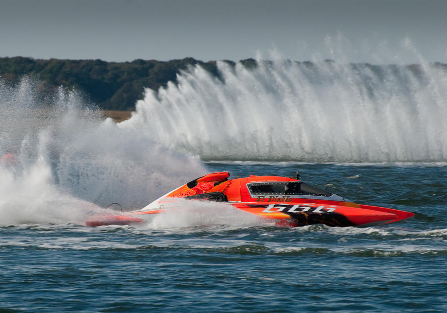 Speed boats at Wildwood Crest HydroFest - New Jersey #2 Photograph by Anthony Totah
