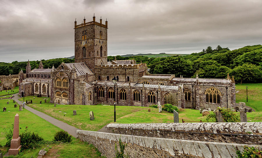 St Davids Cathedral #2 Photograph by Mark Llewellyn