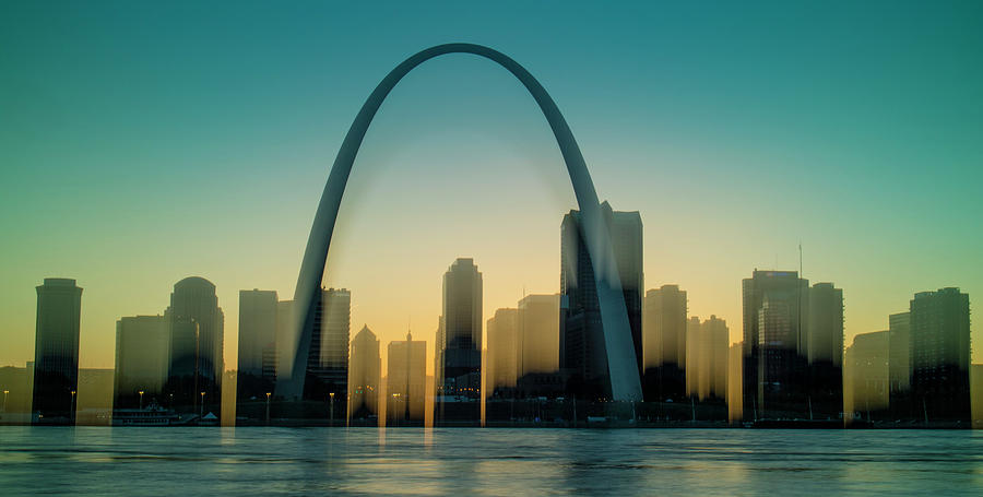 St Louis Skyline #2 Photograph by Garry McMichael