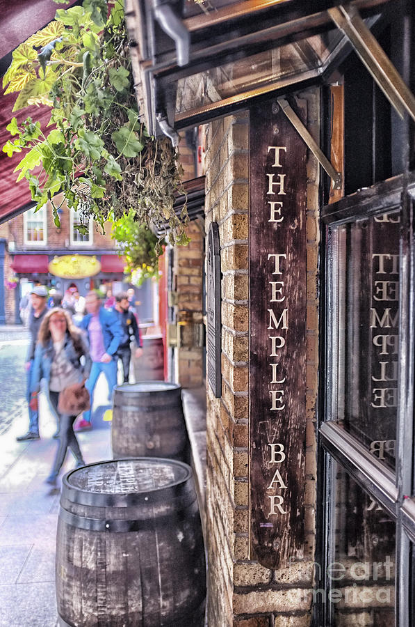 The Temple bar #1 Photograph by Jim Orr